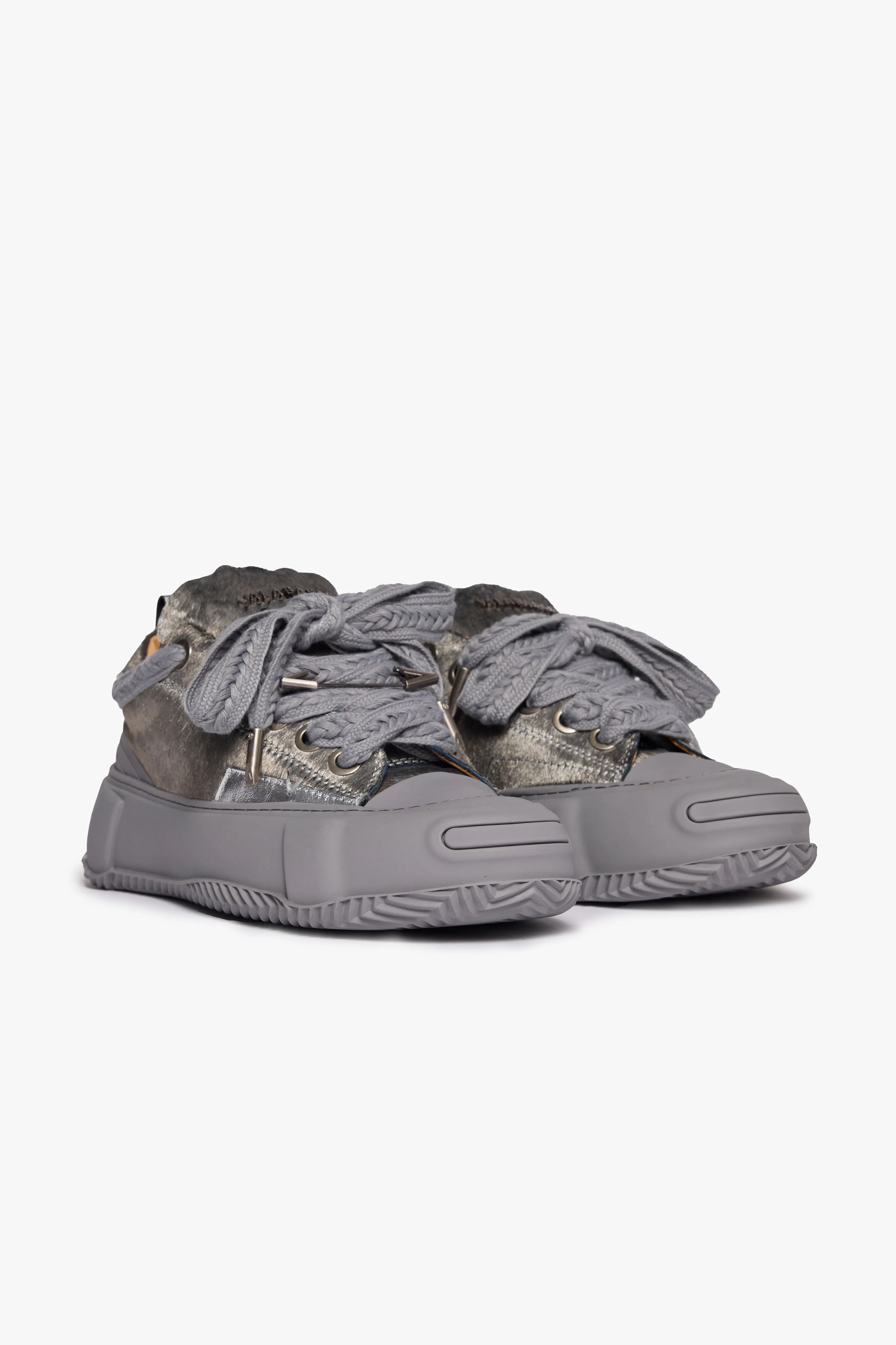 The Vision 400 Low Smoke Grey 1 Of 99