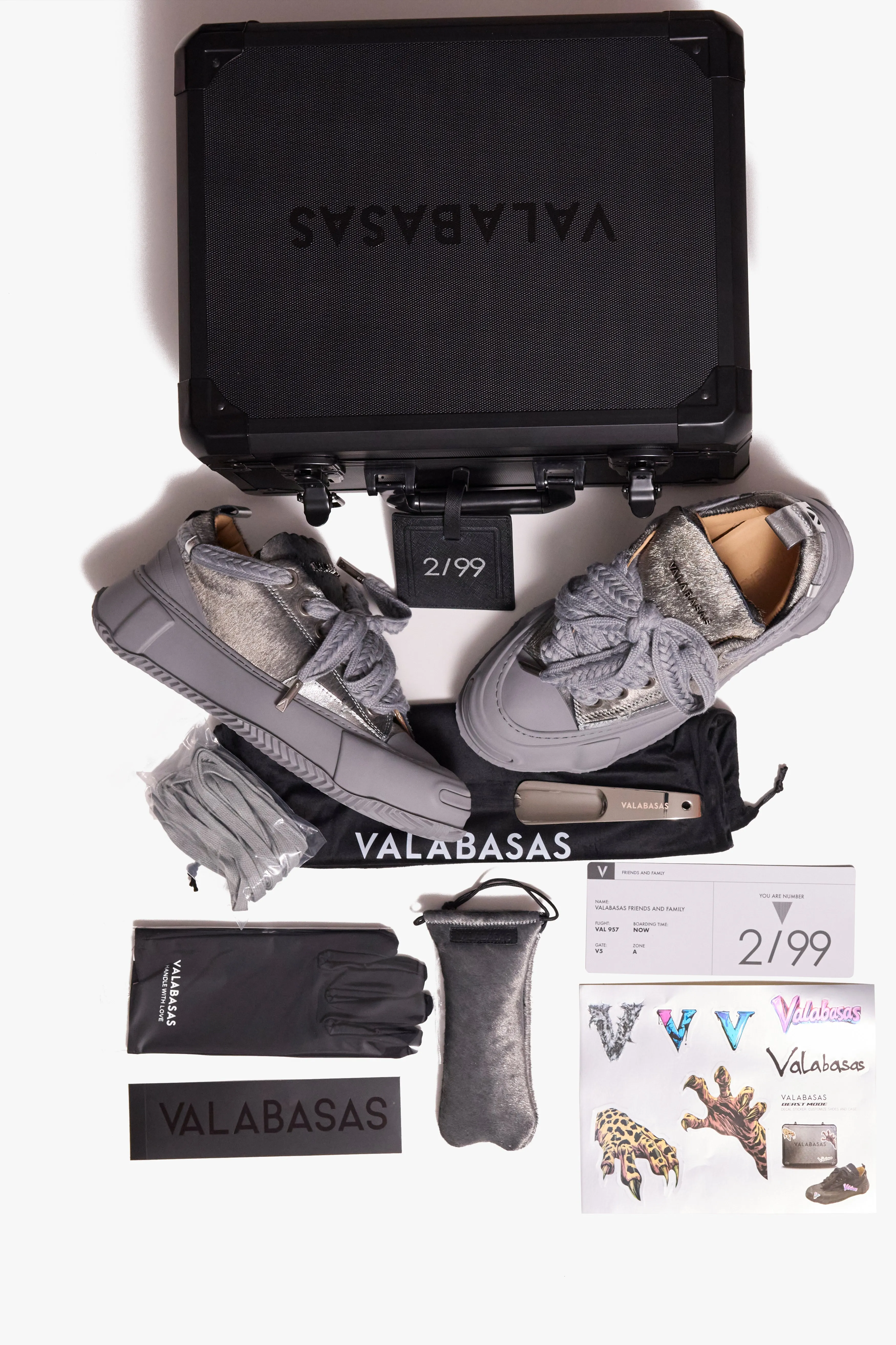 The Vision 400 Low Smoke Grey 1 Of 99