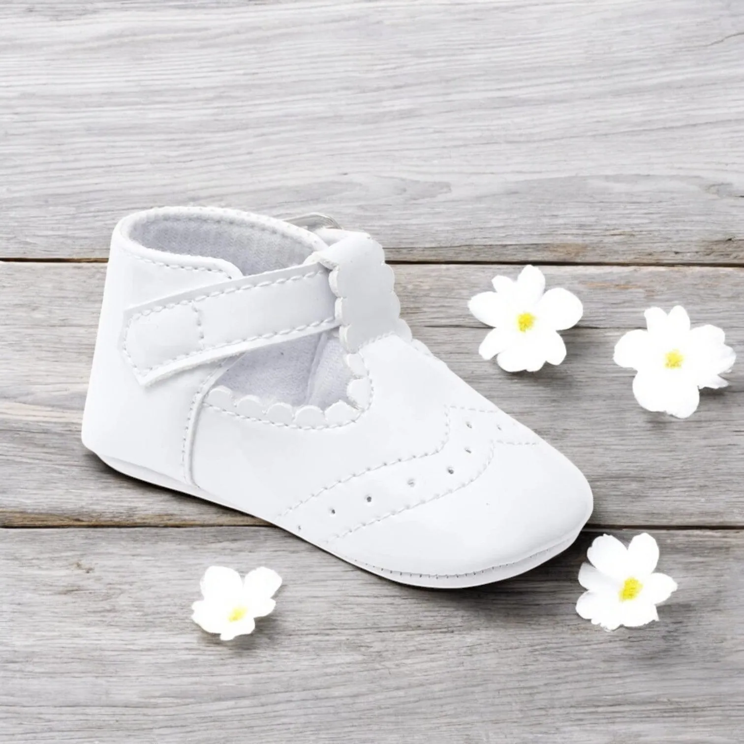 White Spanish Style Pre-Walkers 'Cassy' Shoes